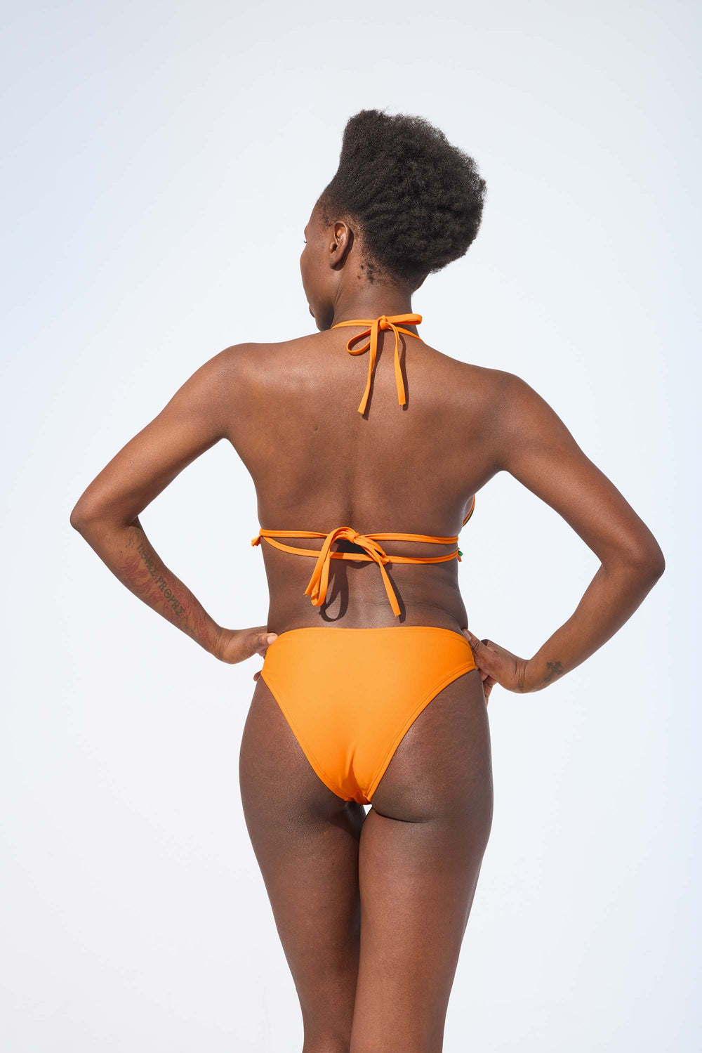 CAMILA – Mid-high waist bikini bottom in Pumpkin orange