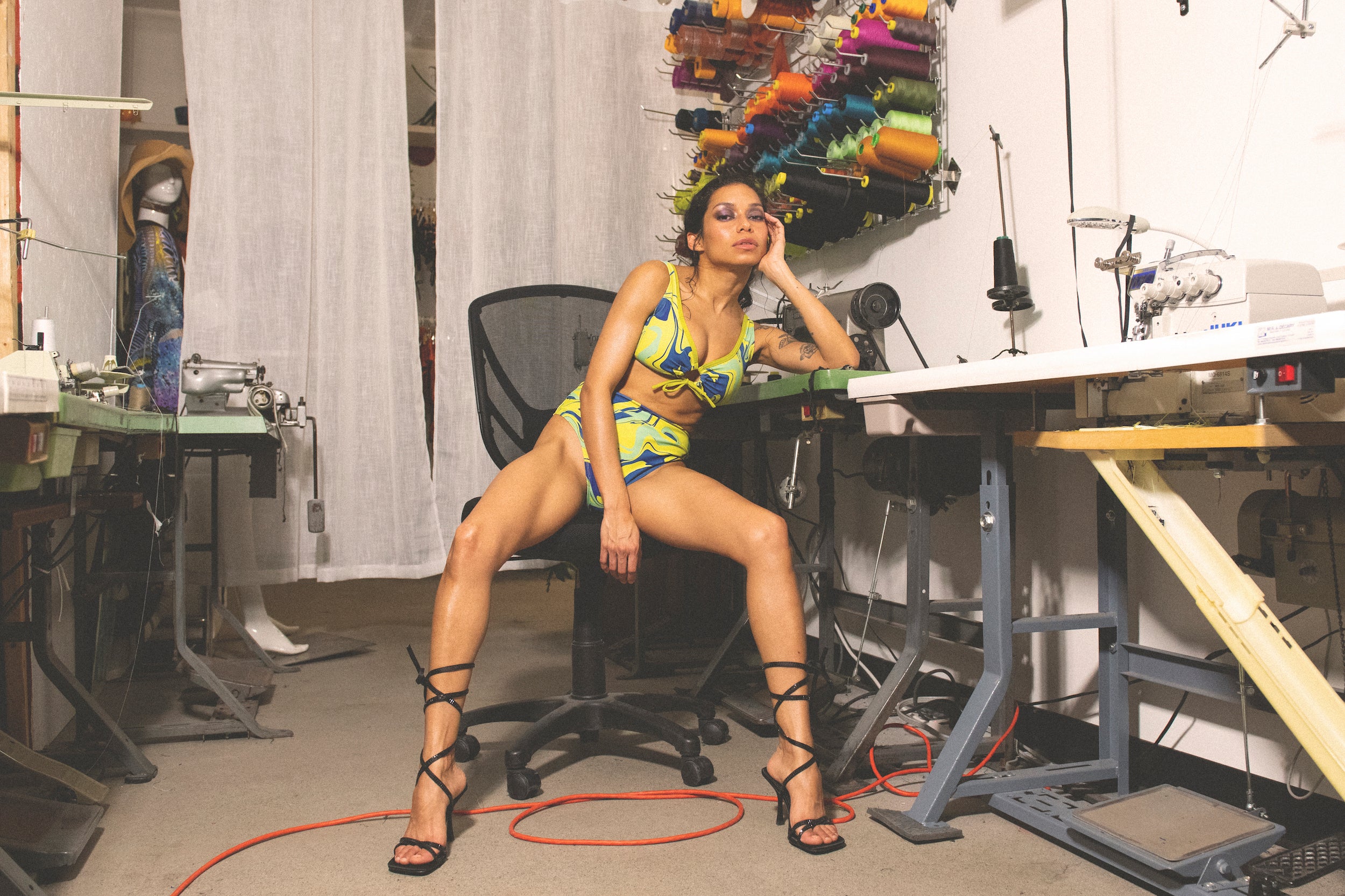 ANALIE – Bas de bikini taille haute en imprimé vert marbré