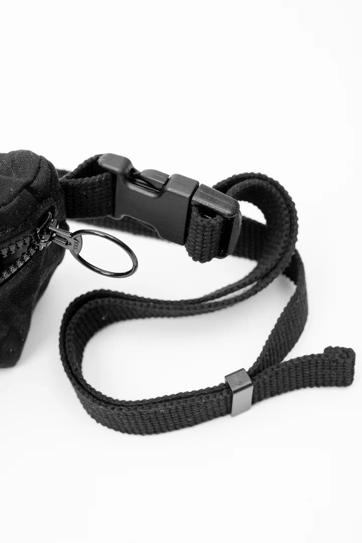 VEINAGE - Pio -  Waterproof waxed cotton fanny pack