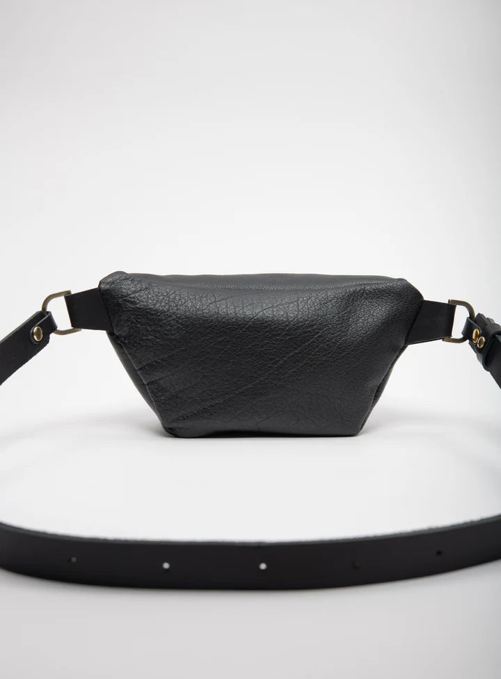 VEINAGE - Musa - Leather fanny pack