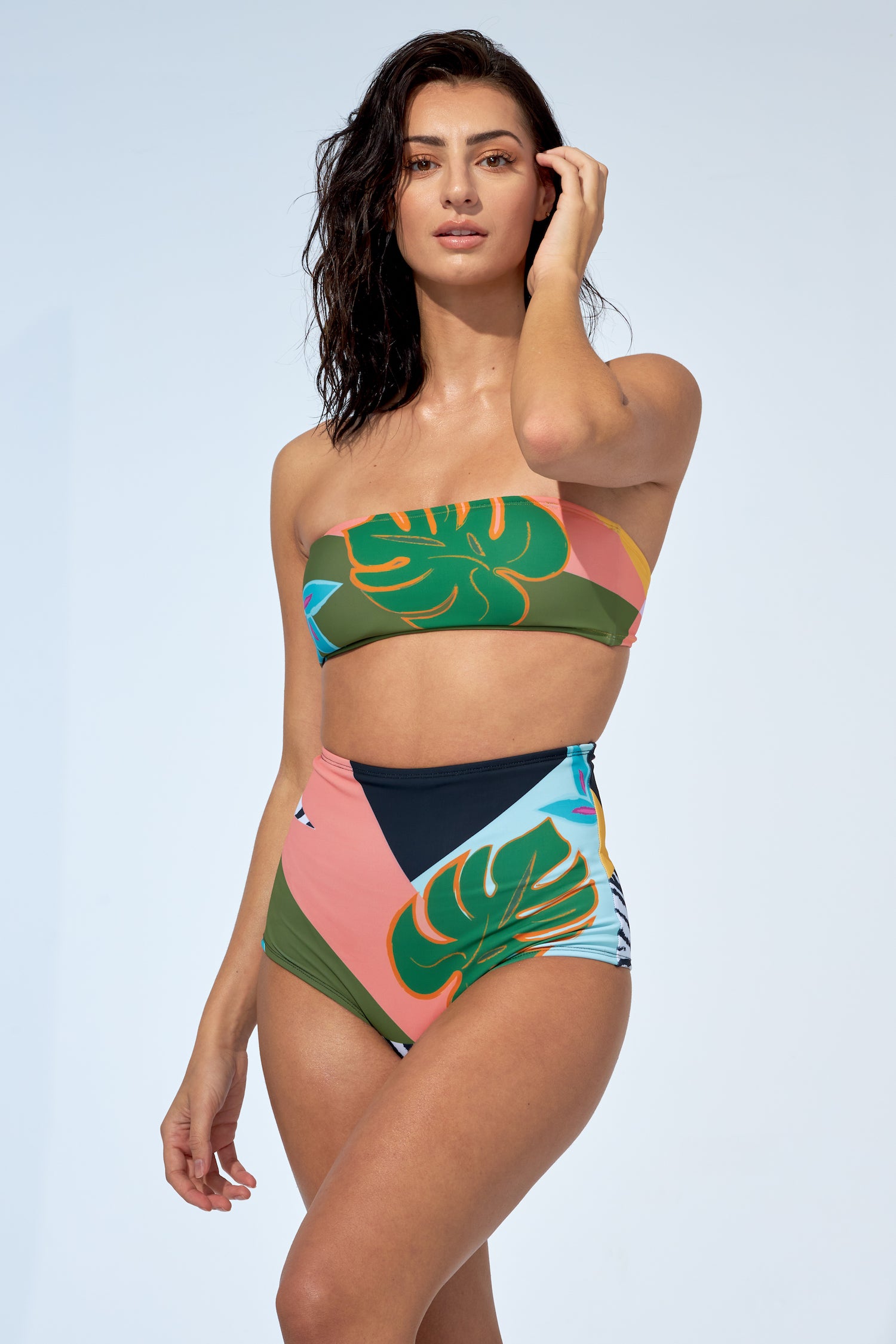 MARINA - Strapless bikini top in Tropical print - Selfish swimwear Top