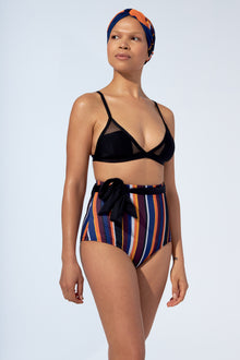 PENELOPE – Bikini top in Black and mesh - Selfish swimwear Top